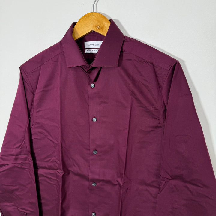 CALVIN KLEIN SLIM FIT INFINITE WRINKLE FREE COTTON FORMAL SHIRT WITH STRETCH