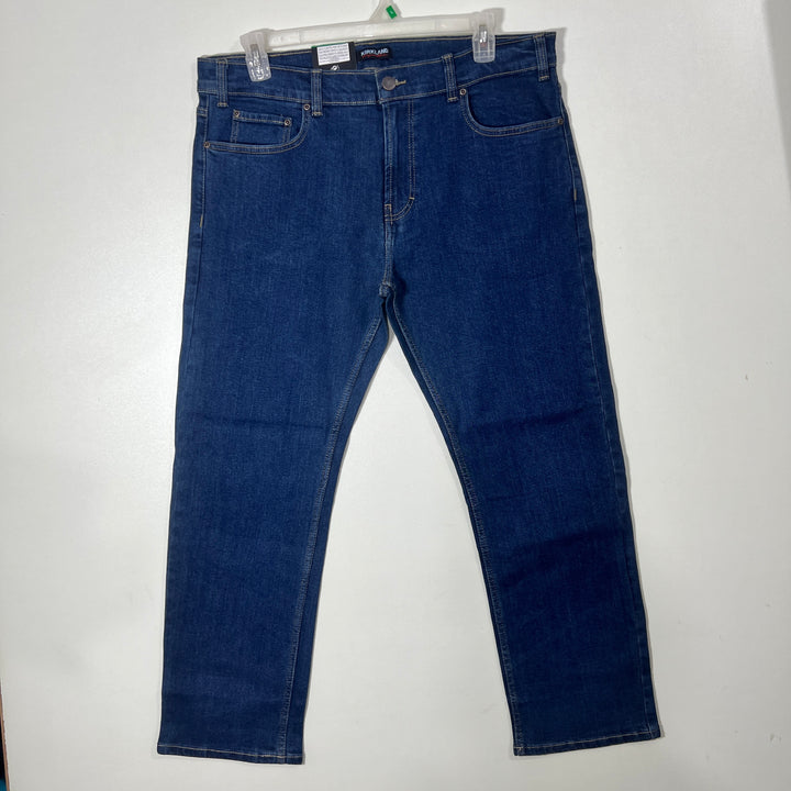 KIRKLAND STRAIGHT FIT DENIM PANT BRAND NEW WITH STRETCH