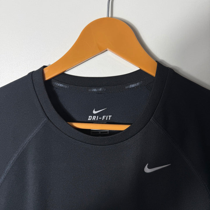 NIKE DRI FIT SPORT TSHIRT BLACK COLOUR