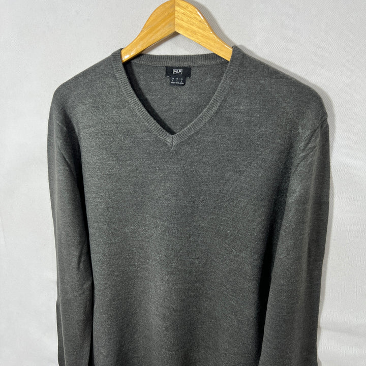 F&F V NECK ACRYLIC SWEATER