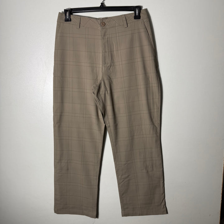UNDER ARMOUR VINTAGE STRAIGHT FIT PERFORMANCE CHECKERED PANT WITH STRETCH