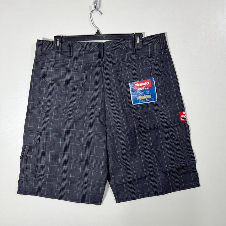 WRANGLER CARGO COTTON SHORT BRAND NEW