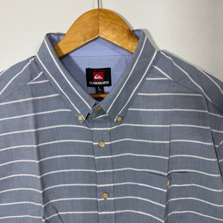 QUICK SILVER BUTTON DOWN COTTON SHIRT BRAND NEW