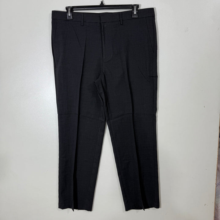 HAGGAR STRAIGHT FIT SUPERFLEX WAISTBAND TEXTURED PERFORMANCE DRESS PANT WITH STRETCH