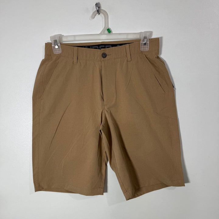 UNDER ARMOUR PERFORMANCE GOLF SHORT BRAND NEW WITH STRETCH