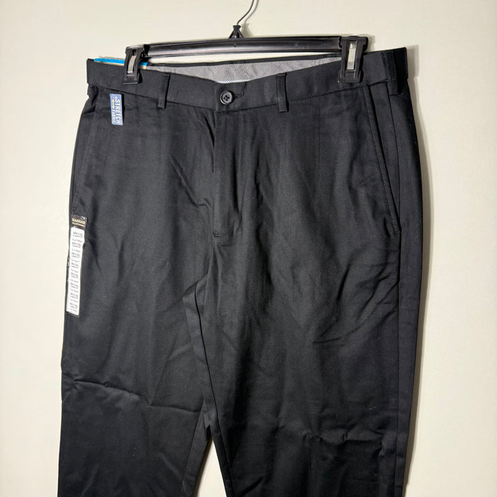 HAGGAR CLASSIC FIT FLAT FRONT PREMIUM NO IRON KHAKI COTTON PANT BRAND NEW BLACK COLOUR WITH STRETCH