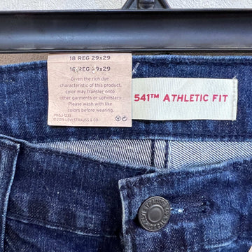 LEVIS 541 ATHLETIC FIT SLIGHTLY TAPERED LEG DENIM PANT BRAND NEW WITH STRETCH - JS BROTHERS 