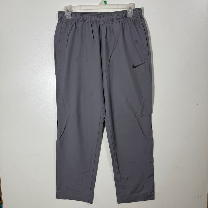 NIKE DRI FIT STRAIGHT FIT PARACHUTE SPORT TROUSER