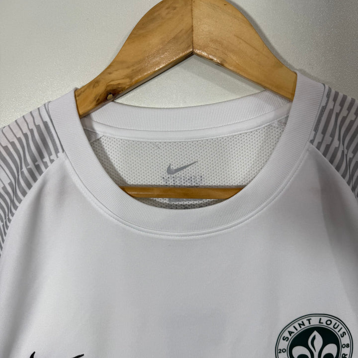 NIKE DRI FIT SPORT TSHIRT
