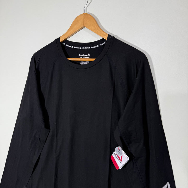 REEBOK LONG SLEEVES SPORT TSHIRT BRAND NEW BLACK COLOUR
