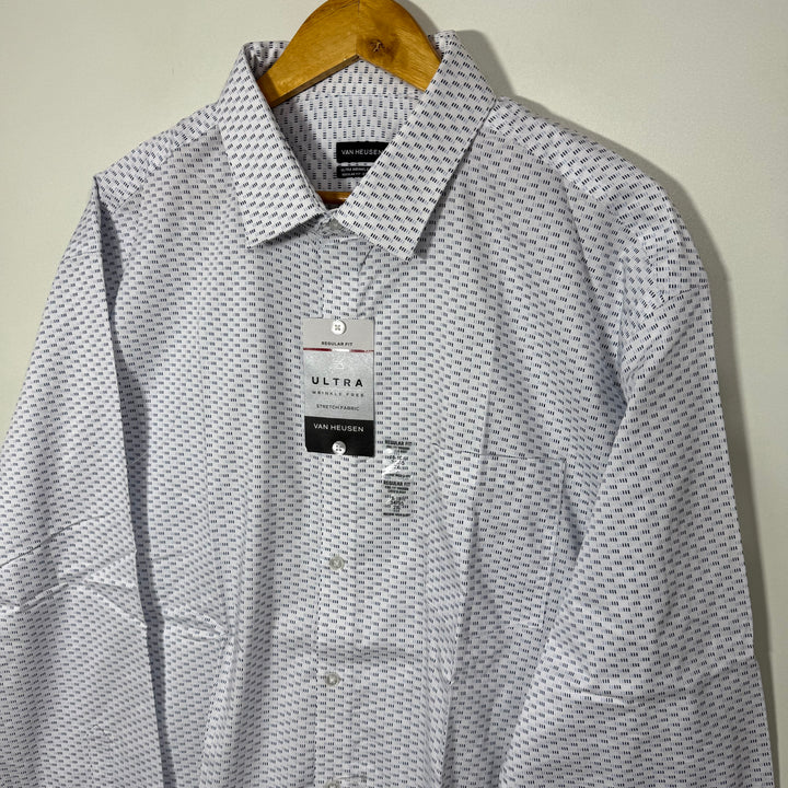 VAN HEUSEN REGULAR FIT ULTRA WRINKLE FREE SEMI FORMAL SHIRT BRAND NEW WITH STRETCH