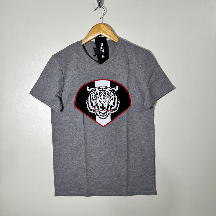 CLOSURE LONDON COTTON TSHIRT BRAND NEW