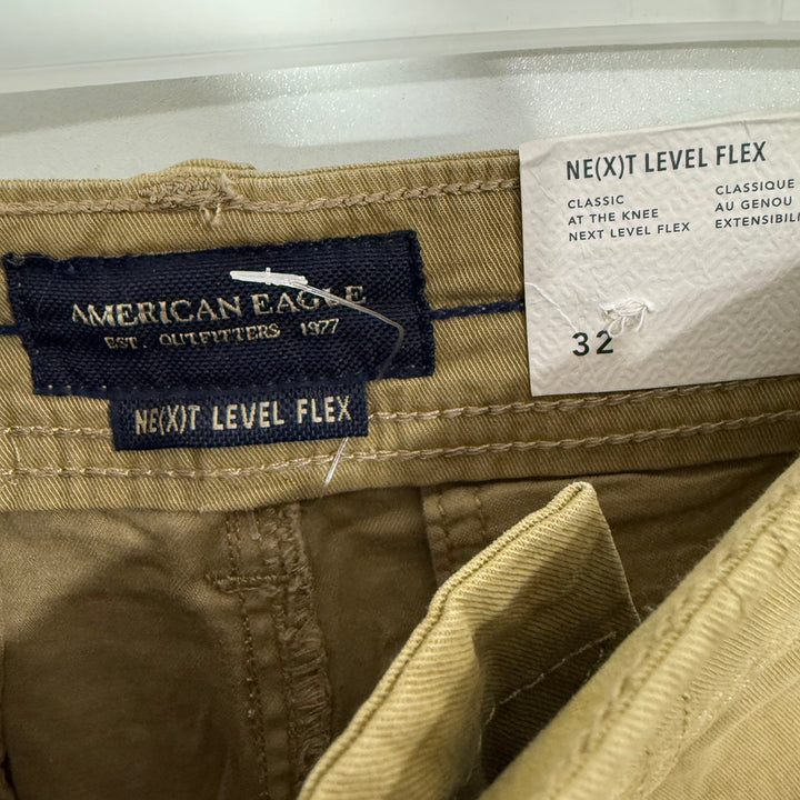 AMERICAN EAGLE CARGO COTTON SHORT BRAND NEW WITH STRETCH