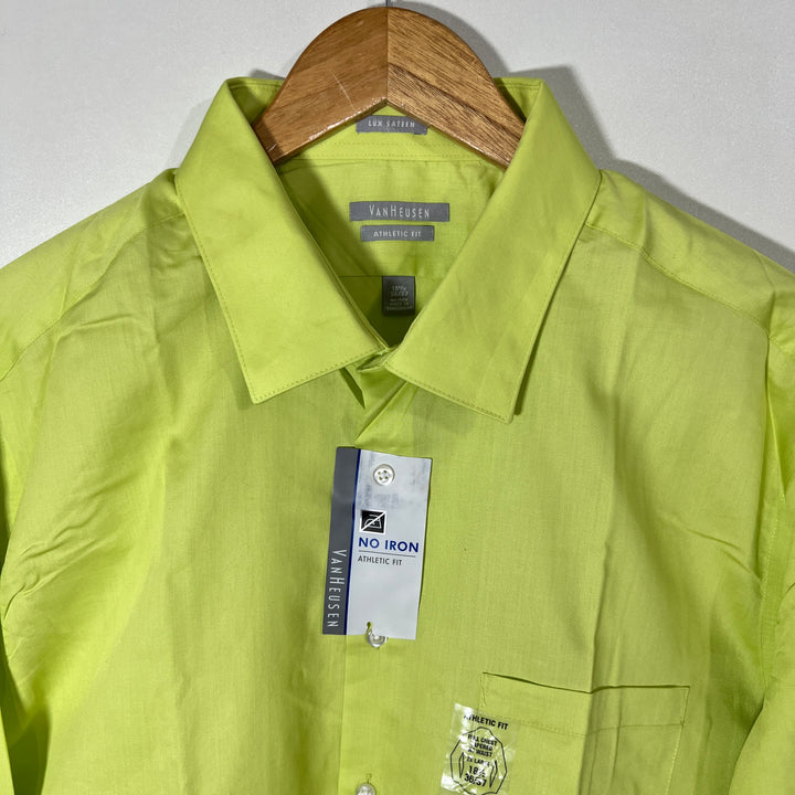VAN HEUSEN ATHLETIC FIT NO IRON FORMAL SHIRT BRAND NEW