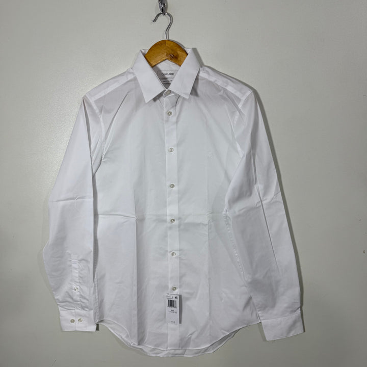 CALVIN KLEIN SLIM FIT FORMAL SHIRT BRAND NEW WITH STRETCH WHITE COLOUR