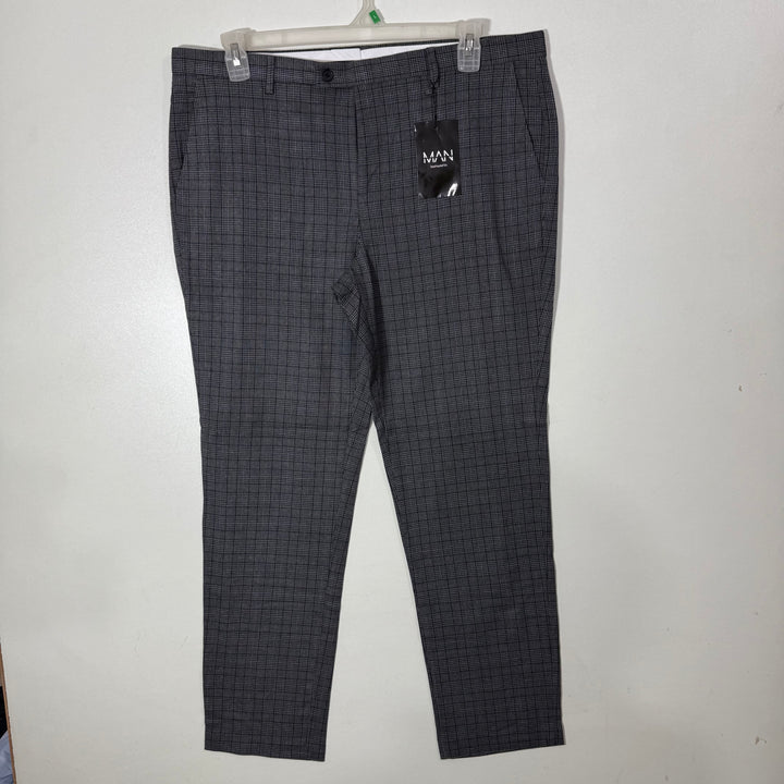 BOOHOOMAN CHECKERED PANT BRAND NEW