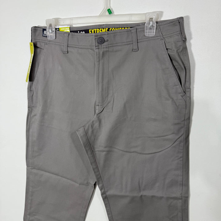 LEE EXTREME COMFORT STRAIGHT FIT COTTON CHINO PANT BRAND NEW