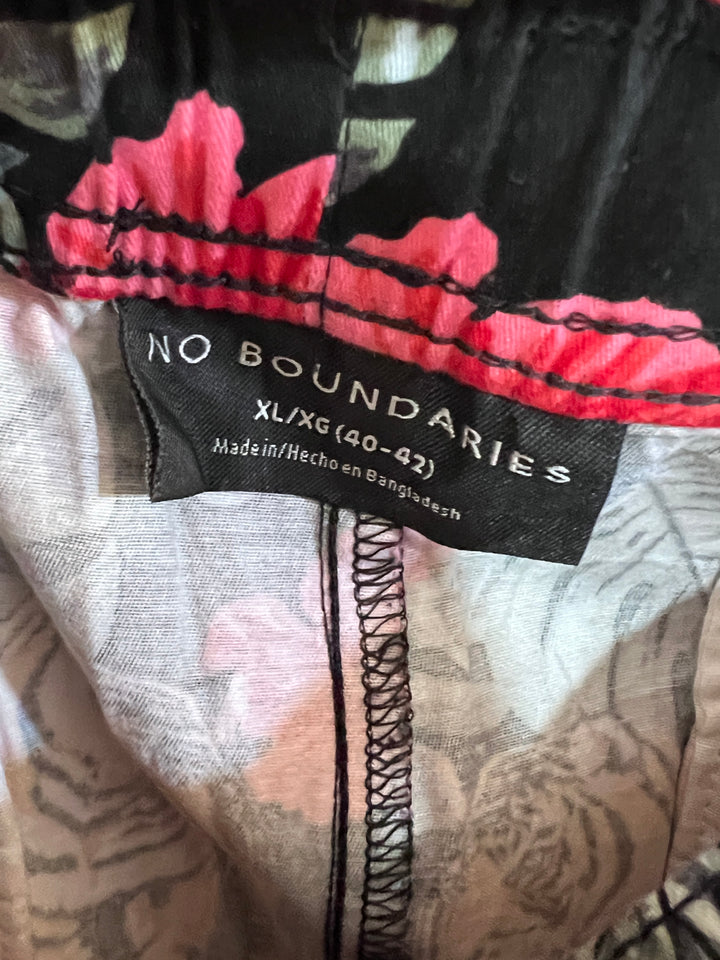 NO BOUNDARIES PRINTED COTTON SHORT