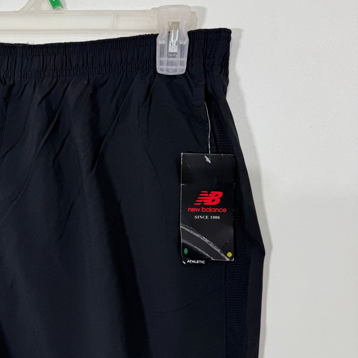 NEW BALANCE DRY RUNNING PARACHUTE SHORT BRAND NEW