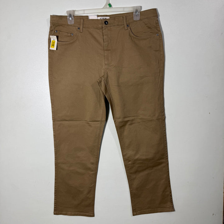 ROWM STRAIGHT FIT COTTON JEANS BRAND NEW WITH STRETCH