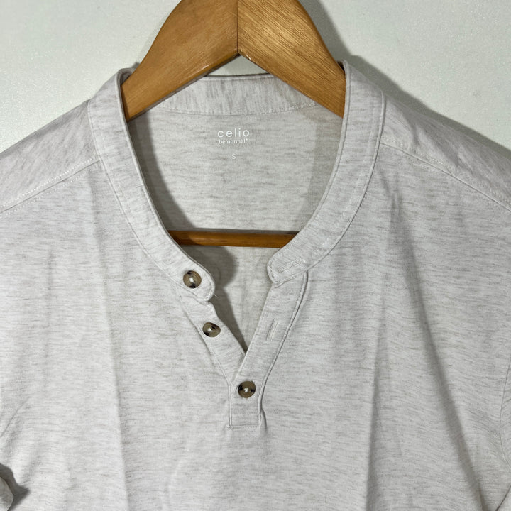 CELIO V NECK COTTON TSHIRT