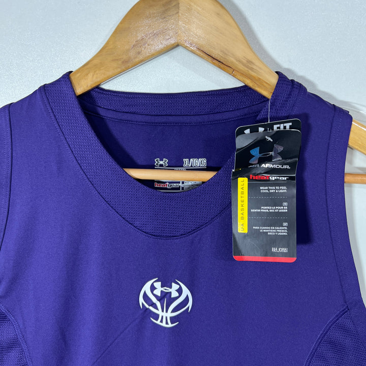 UNDER ARMOUR HEATGEAR SPORT SLEEVES LESS BRAND NEW