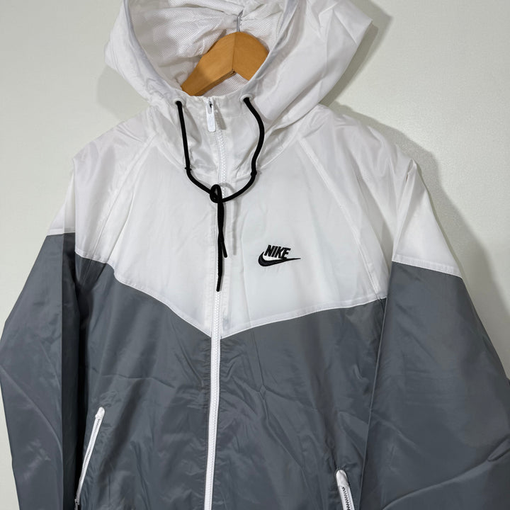 NIKE PARACHUTE SPORT JACKET WITH HOOD