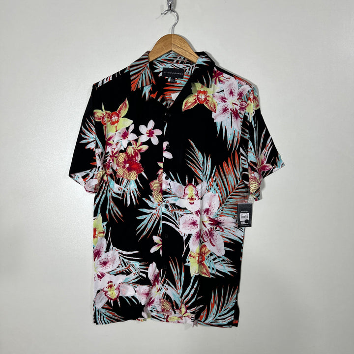 NO BOUNDARIES SAFARI COLLAR HALF SLEEVES HAWAI SHIRT BRAND NEW