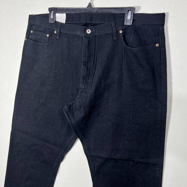 WRANGLER STRAIGHT FIT COTTON JEANS BRAND NEW WITH STRETCH