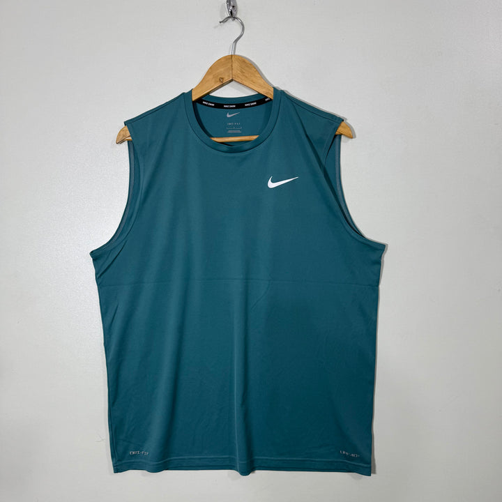 NIKE SWIM SPORT SLEEVES LESS