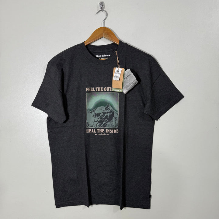 QUIK SILVER COTTON  TSHIRT BRAND NEW