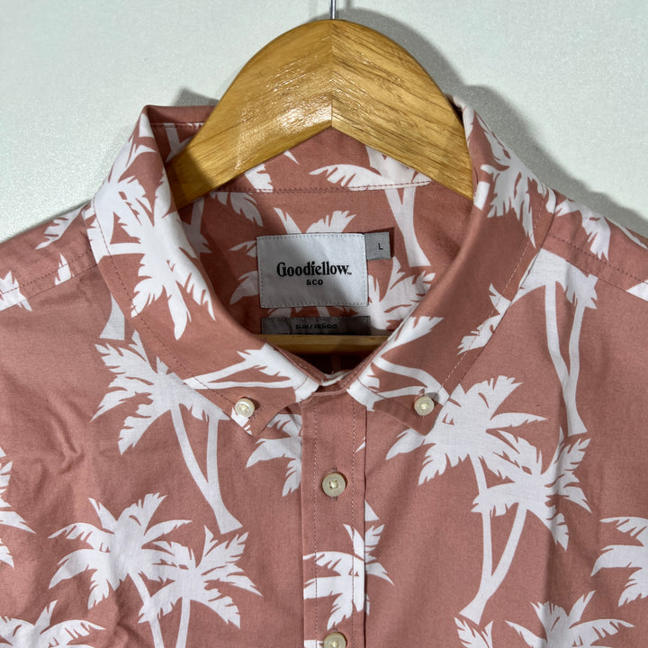 GOOD FELLOW BUTTON DOWN HALF SLEEVES SHIRT
