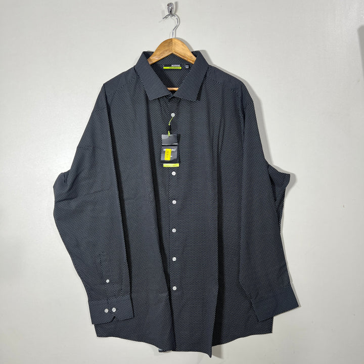 MURANO PERFORMANCE NON IRON SHIRT BRAND NEW WITH STRETCH
