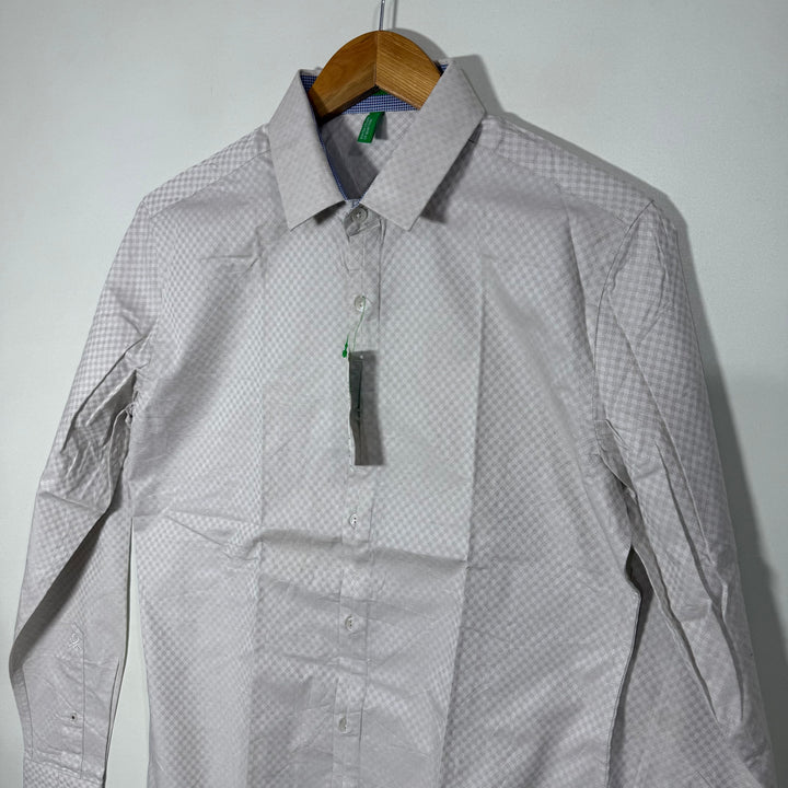 UNITED COLORS OF BENETTON SEMI FORMAL SHIRT BRAND NEW