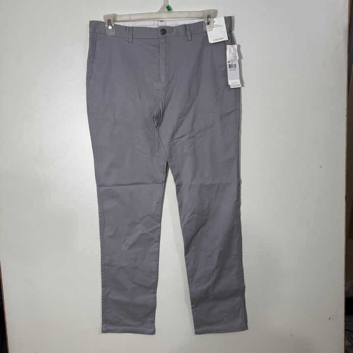 CALVIN KLEIN SLIM FIT COTTON CHINO PANT BRAND NEW WITH STRETCH