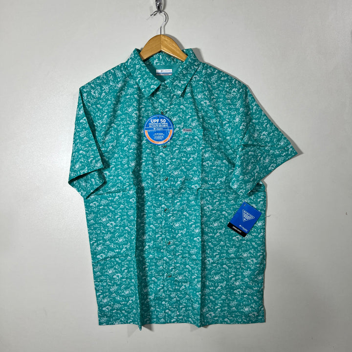COLUMBIA HALF SLEEVES LESS SHIRT BRAND NEW WITH STRETCH