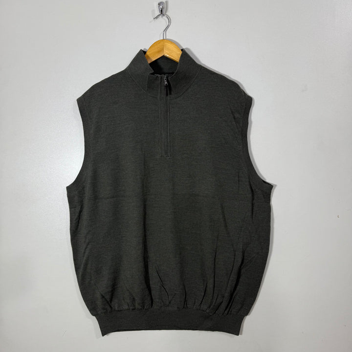FAIRWAY & GREENE SIGNATURE HALF ZIP ITALIAN MERINO WOOL SLEEVES LESS SWEATER GREEN COLOUR