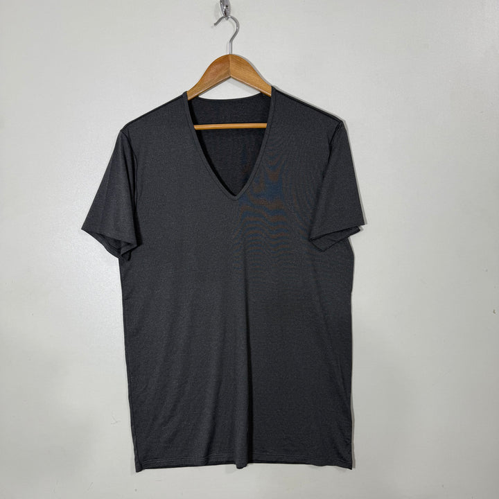 UNIQLO V NECK RUNNING SPORT TSHIRT GREY COLOUR