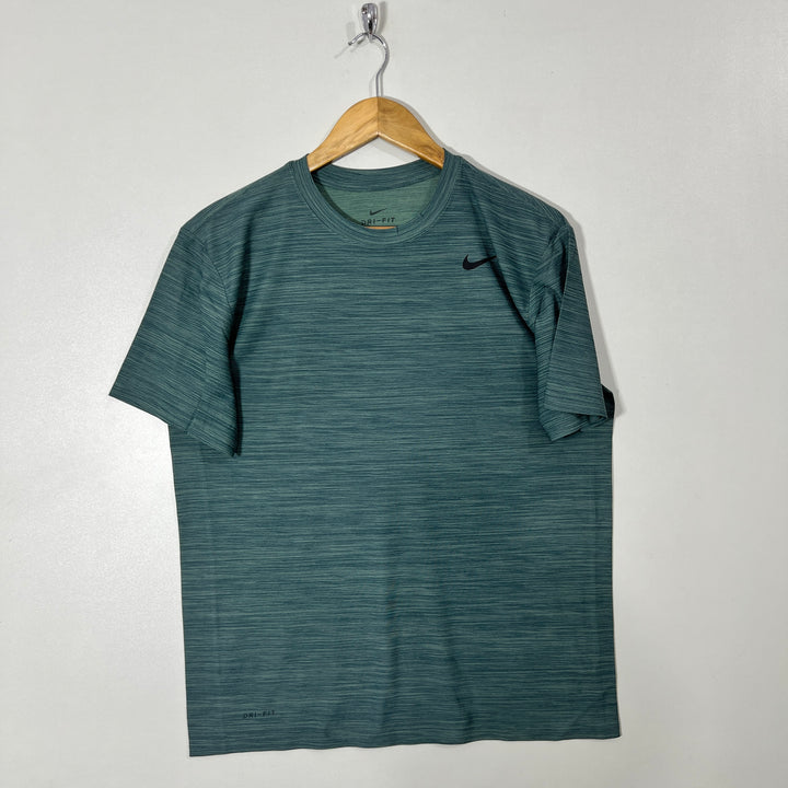 NIKE DRI FIT SPORT TSHIRT