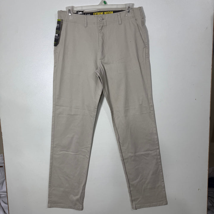 LEE MOTION STRAIGHT FIT COTTON CHINO PANT BRAND NEW WITH STRETCH