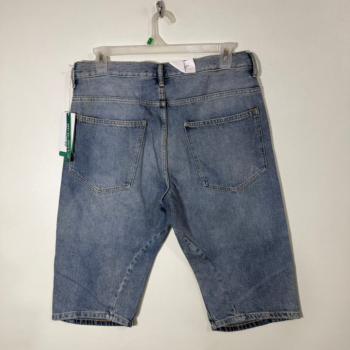 H&M RELAXED FIT THREE QUARTER DENIM SHORT BRAND NEW WITHOUT STRETCH