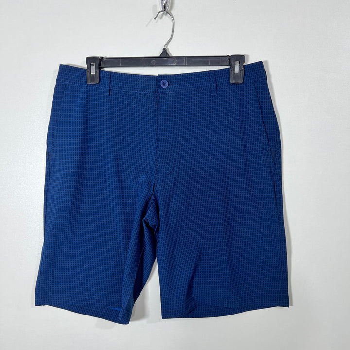 IZOD GOLF CHECKERED SHORT