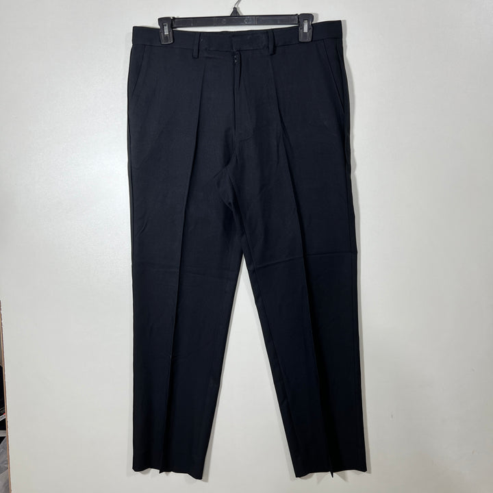 HAGGAR STRAIGHT FIT SUPER FLEX WAISTBAND STRAIGHT FIT PERFORMANCE PANT WITH STRETCH BLACK COLOUR