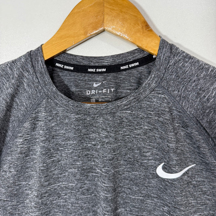 NIKE DRI FIT SPORT TSHIRT