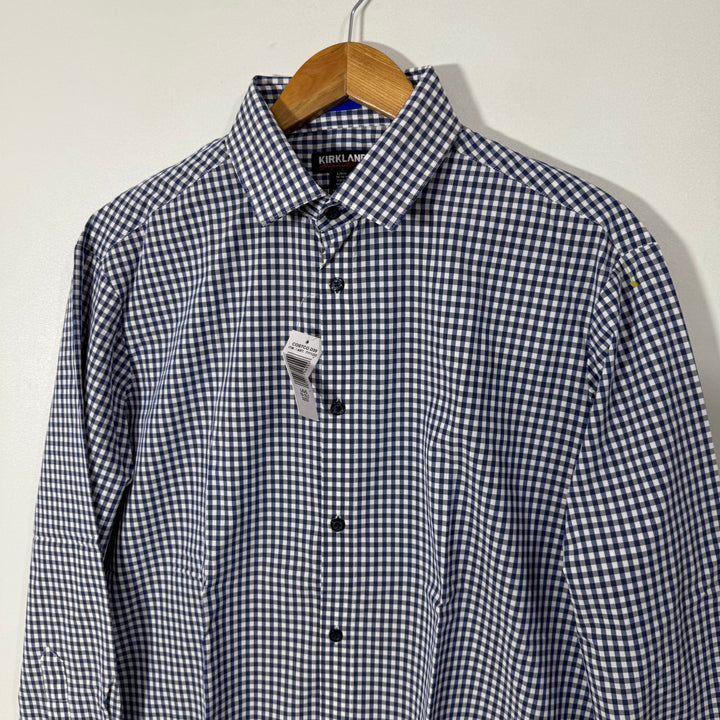 KIRKLAND SIGNATURE PERFORMANCE CHECKERED SHIRT BRAND NEW WITH STRETCH