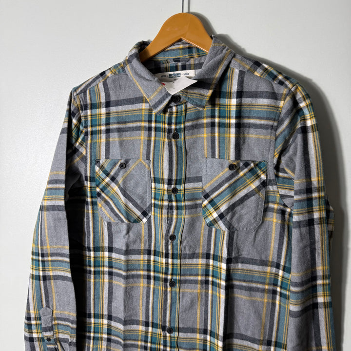 URBAN PIPELINE FLANNEL COTTON SHIRT BRAND NEW