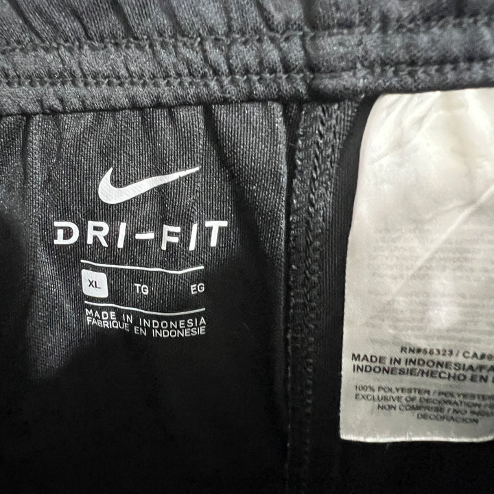 NIKE DRI FIT SPORT SHORT