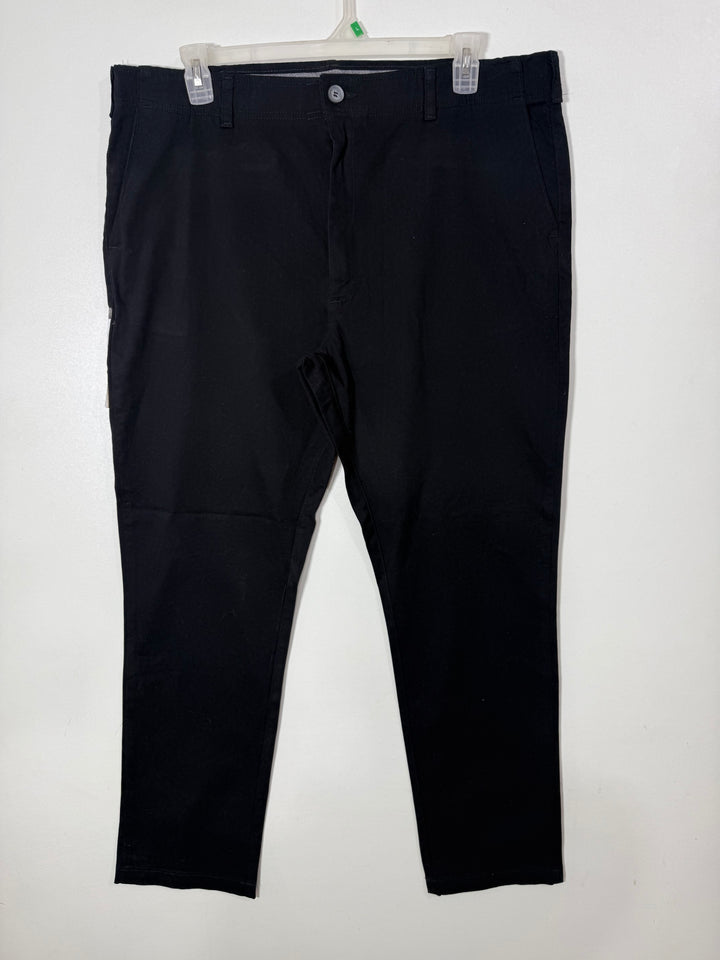 LEE EXTREME MOTION RELAXED TAPER STRETCH WAISTBAND COTTON CHINO PANT BRAND NEW WITH STRETCH BLACK COLOUR