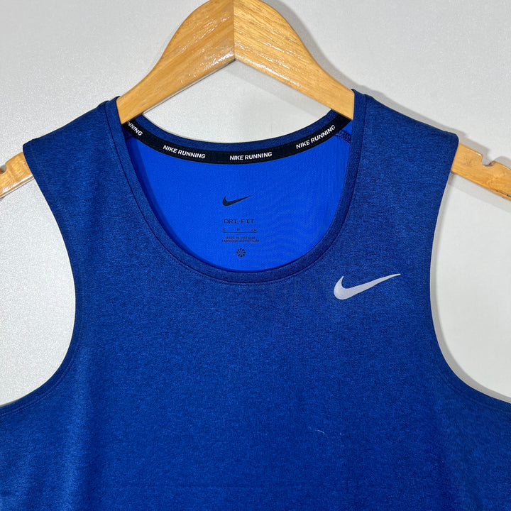 NIKE DRI FIT RUNNING SPORT SLEEVES