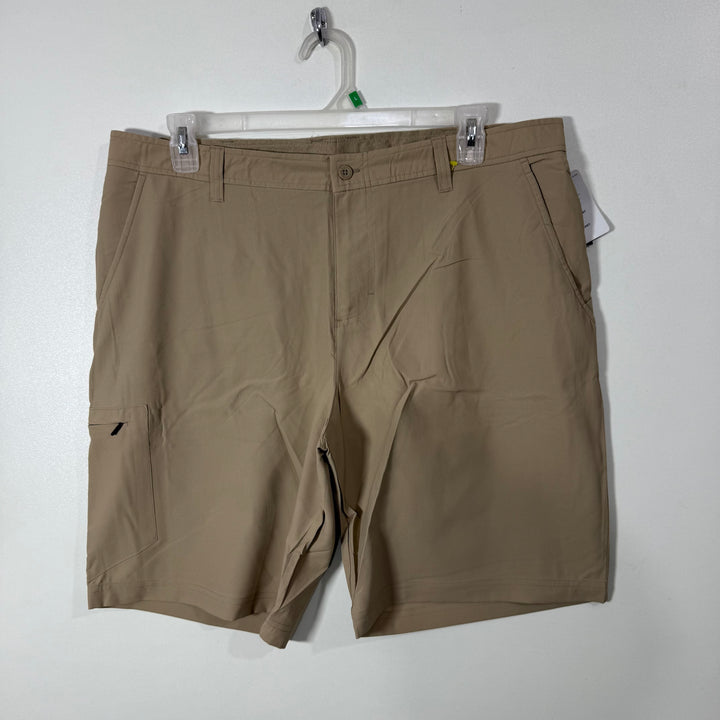 CHAMPION PERFORMANCE SHORT BRAND NEW WITH STRETCH